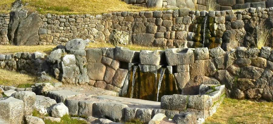 Cusco: Historical Guided City Tour with 4 Inca Ruins - Sacsayhuamán, the puma-head fortress and its massive stones