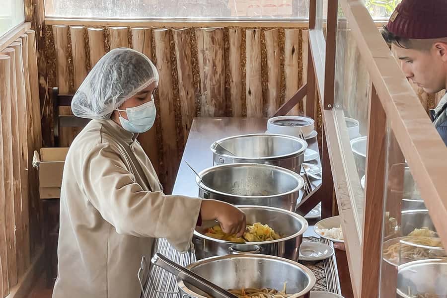 Cusco: Humantay Lake Tour with Breakfast and Buffet Lunch - Who this Humantay Lake tour is best for
