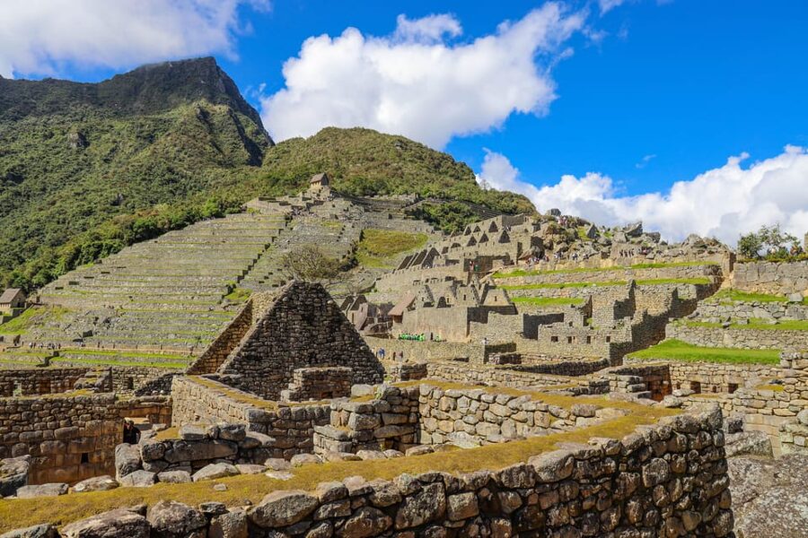 Cusco: One Day Tour to Machu Picchu with Train Transfers - Bus Up to Machu Picchu Entrance: Turning the Corner