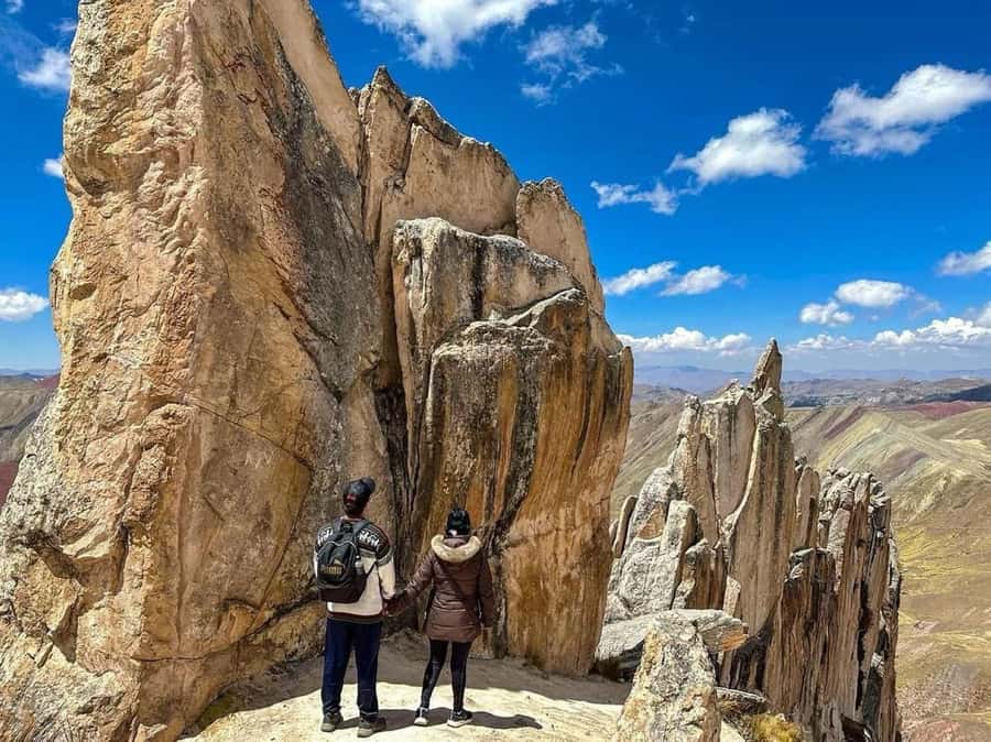 Cusco : Palcoyo - Rainbow Mountain Hidden Sister - Why Palcoyo Feels Less Crowded Than the Usual Rainbow Mountain Picks