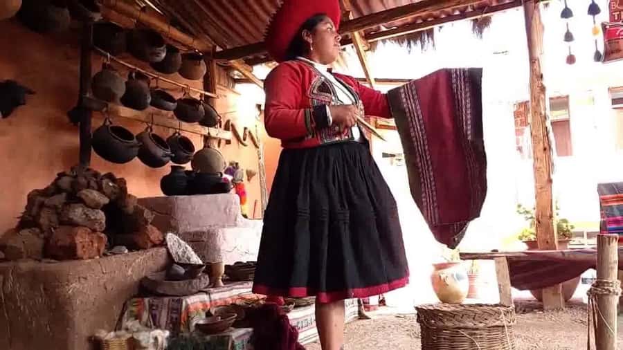 Cusco: Pisac, Ollantaytambo, & Chinchero Sacred Valley Tour - Ollantaytambo: the best stone bragging rights in the Sacred Valley