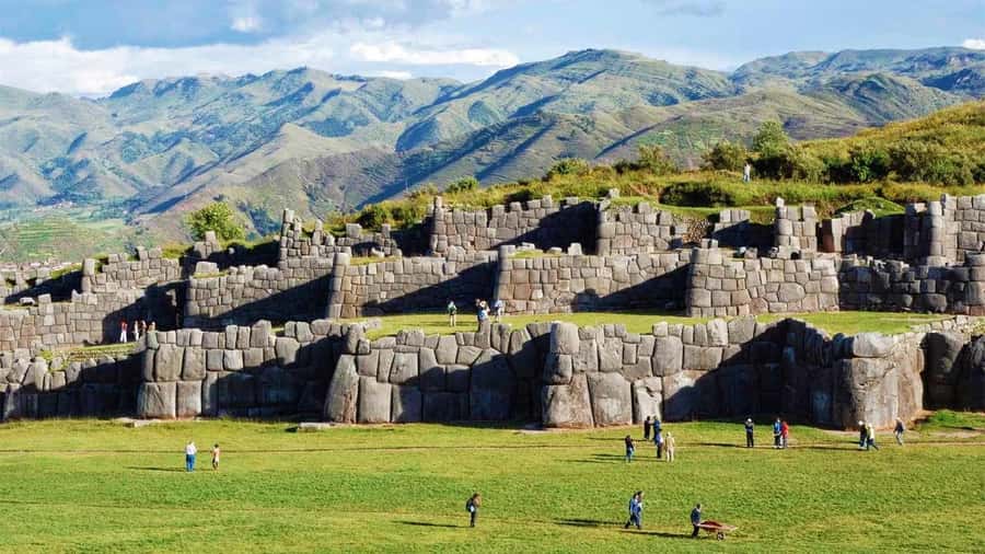 Cusco: Pisac, Sacsayhuaman, Q'enqo, and Tambomachay Tour - Pisac Town and Market: Where the Sacred Valley Feels Real