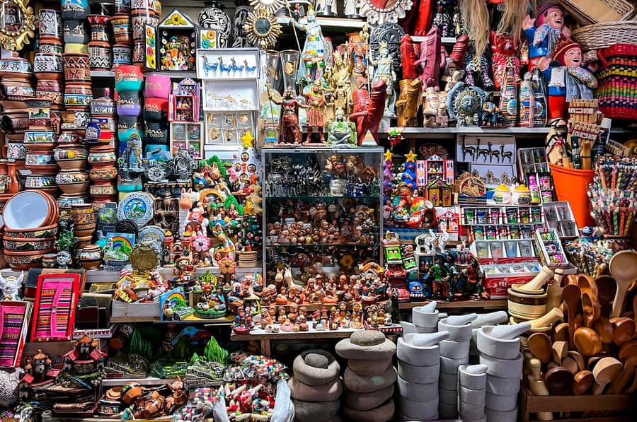 Cusco: Planetarium and Night Tour with Dinner and Pisco Sour - Cusco at night: illuminated streets, colonial sights, and Inca walls