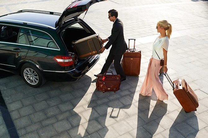 Cusco Private Airport Transfer: Fast, Reliable Hotel Drop-Off - Onboard commentary in English or Spanish, and why it matters