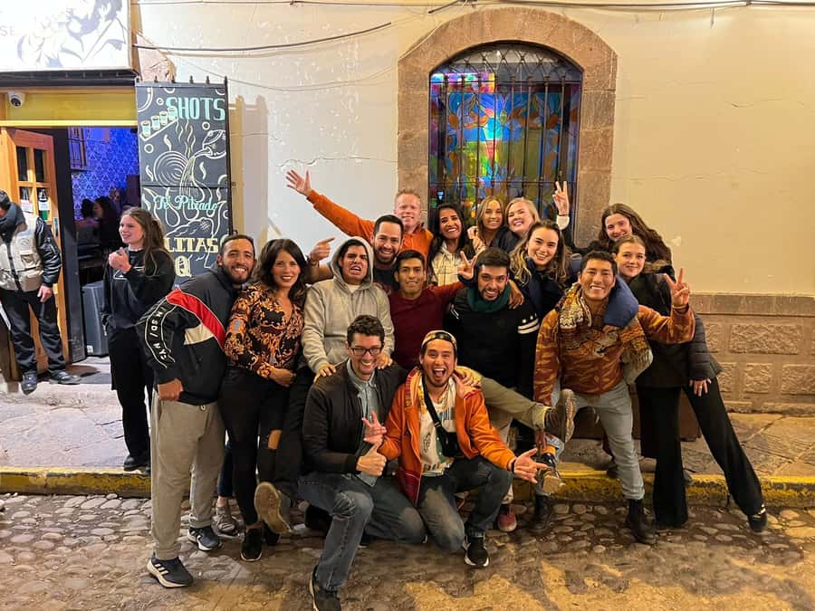 Cusco: Pub Crawl with Skip-the-Line Access and Drinks - Drinks, Shots, and What You Actually Get for $20