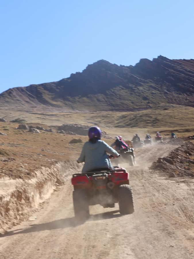 Cusco: Rainbow Mountain ATV Tour with Breakfast & Lunch - Guides, oxygen supply, and high-altitude safety mindset