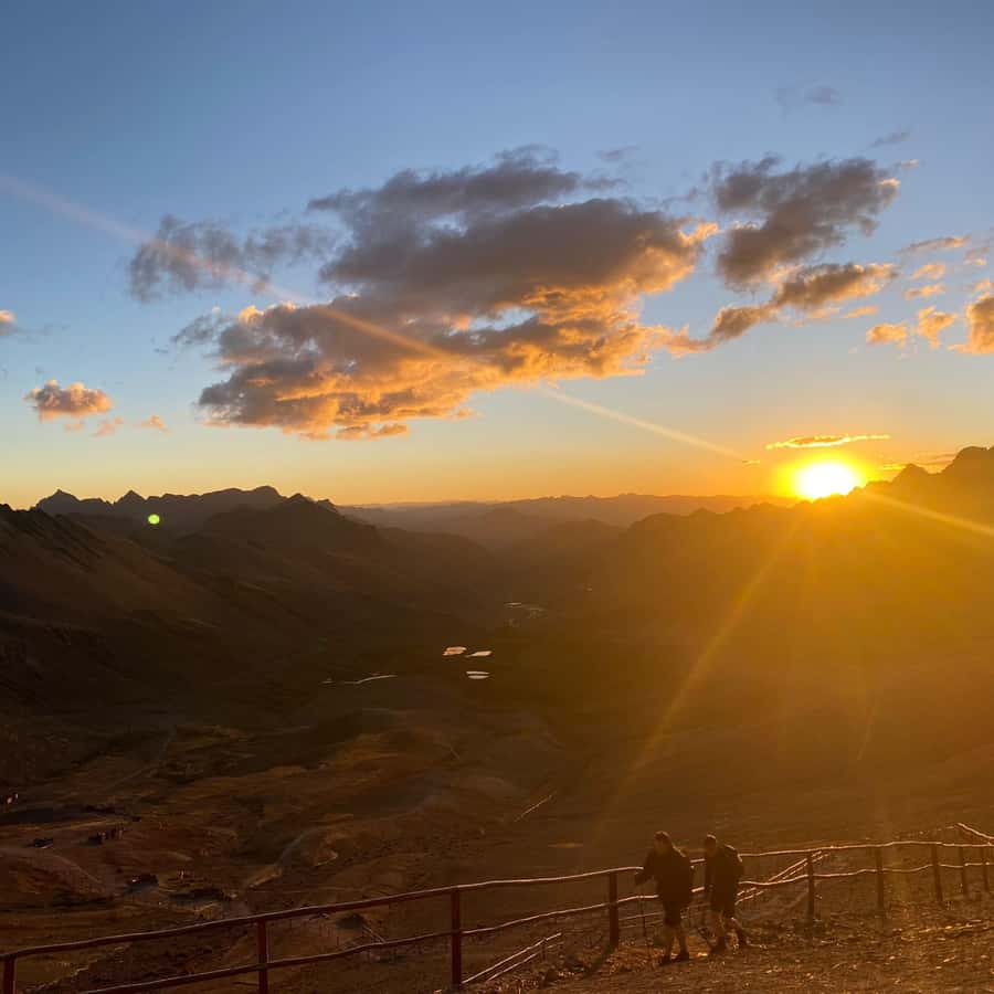 Cusco: Rainbow Mountain Tour at Sunset Without the Crowds - Golden-hour Rainbow Mountain, minus the crowds