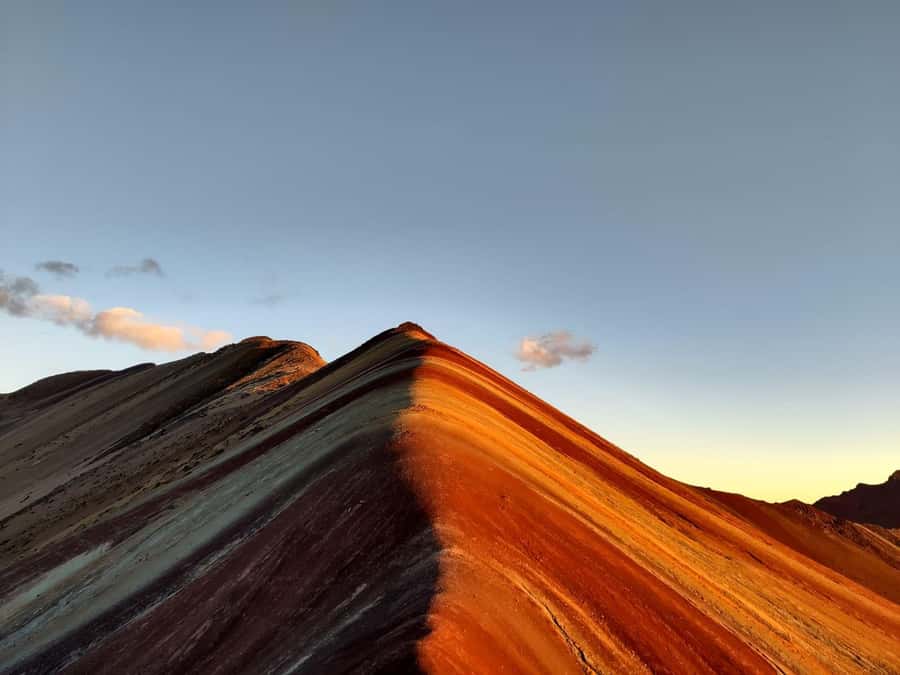 Cusco: Rainbow Mountain Tour at Sunset Without the Crowds - Climbing from 4600 to 5010 meters for the main view