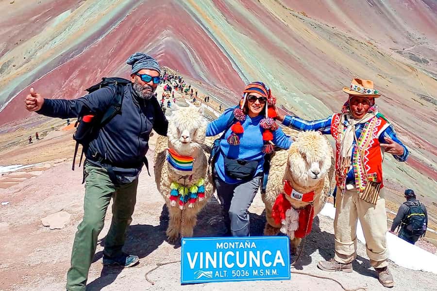 Cusco: Rainbow Mountain Tour with Meals & Red Valley Option - The climb plan to Rainbow Mountain at 5,200 m