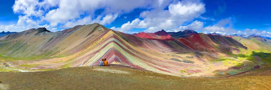 Cusco: Rainbow Mountain Tour with Meals & Red Valley Option - Descent, base return, and your buffet lunch that actually helps