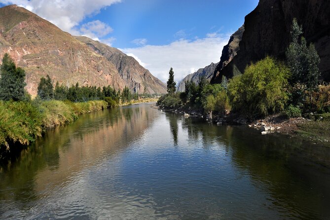 Cusco Sacred Valley and Machupicchu 4 Days - Hotel, breakfasts, and the meals you should plan for