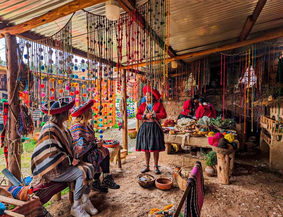 Cusco:Sacred Valley Pisaq,Ollantaytambo,Chinchero with Lunch - Pisac’s Inca ruins plus the artisan market, Intiwatana to tunnels