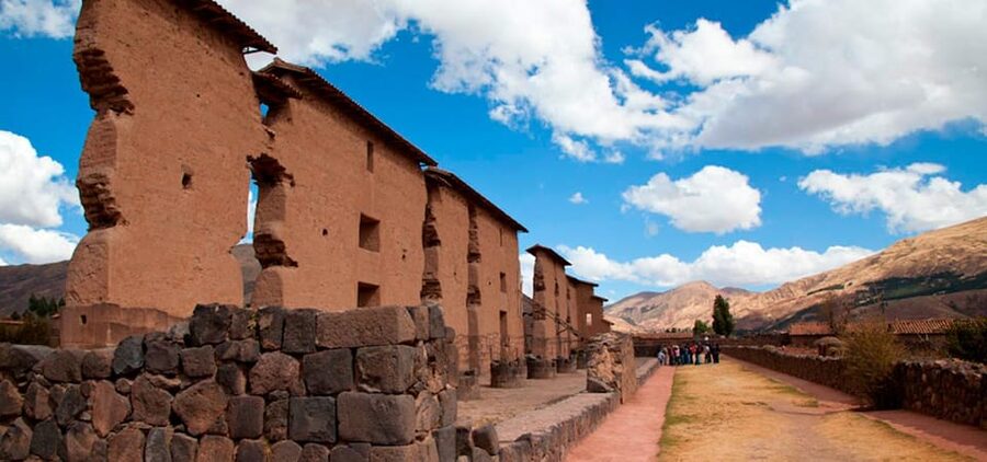 Cusco: Scenic Route of the Sun to Puno with Buffet Lunch - Buffet lunch at the halfway point, what you actually get at Marangani Sicuani