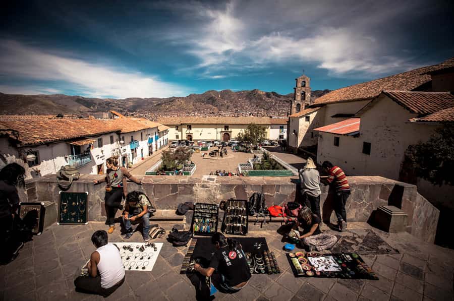 Cusco: Walking Tour Cusco - San Pedro Market: Your Senses Take Over at the End