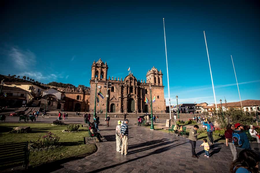 Cusco: Walking Tour Cusco - San Blas and the 12-Angle Stone: Spot the Precision Before You Think About It
