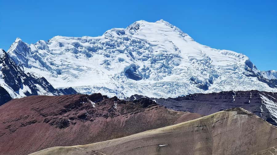 Cuzco: Rainbow Mountain Excursion - Wildlife Along the Trail, Summit Photos, and What Weather Can Do