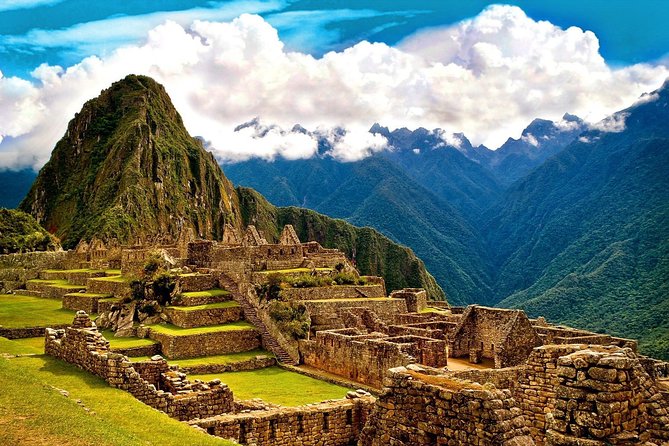 Epic Machu Picchu 2-Day Adventure by Car with Overnight Stay - Getting back down: returning toward Aguas Calientes late morning