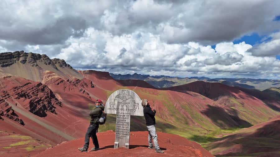excursion to colorful mountain & red valley viewpoint cusco - 4:00 AM Pickup From Cusco, Then Cusipata Breakfast