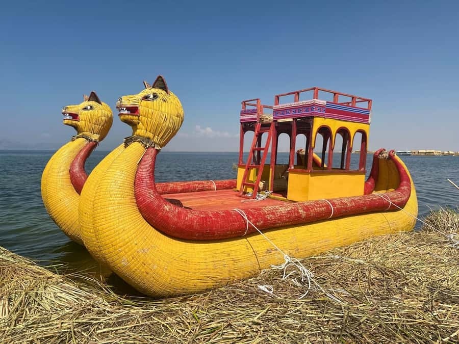Floating Islands of the Uros - Aymara language and the art of respectful interaction