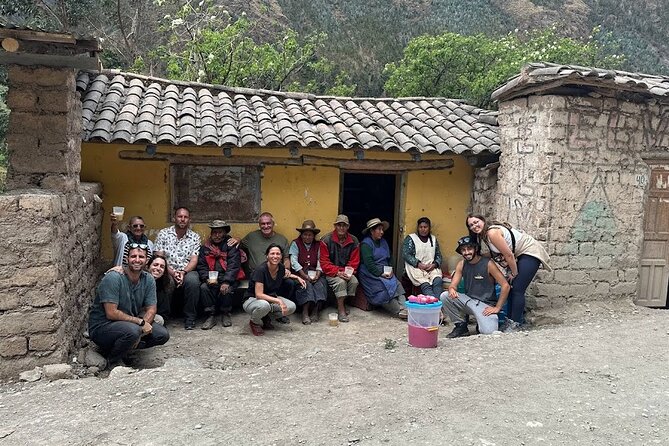 Food and Culture Full day Tour in the Sacred Valley - Ollantaytambo old town plus chicha at a real chicheria