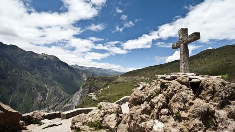 From Arequipa: 1 Day Tour to the Colca Canyon + Buffet lunch - Tocrapampa Wetlands and Patapampa: more Colca than just cliffs