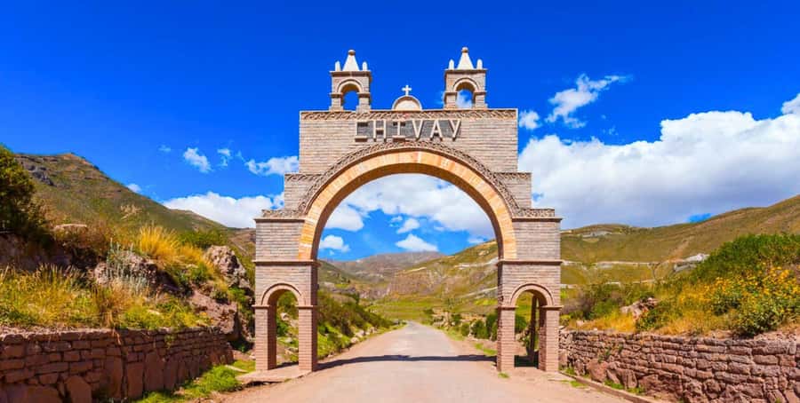 From Arequipa: Colca Canyon Full-Day Tour with Breakfast - 3 AM Arequipa pickup and the long drive to Chivay