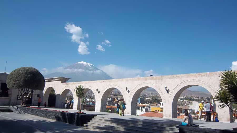 From Arequipa: Sillar Route Trek - Stop 4: Apachetas, stone gratitude and good luck