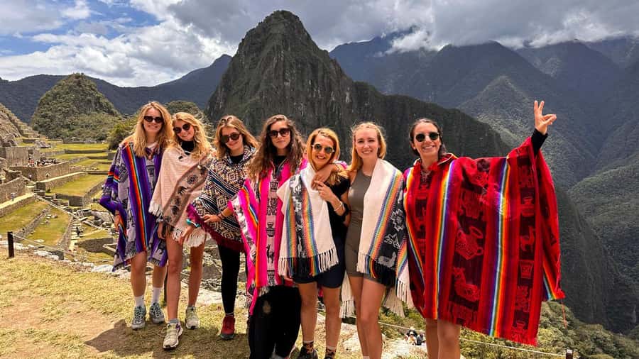From Cusco: 2-Day Trip to the Sacred Valley and Machu Picchu - Machu Picchu With a Certified Guide: More Than Terraces and Stairs