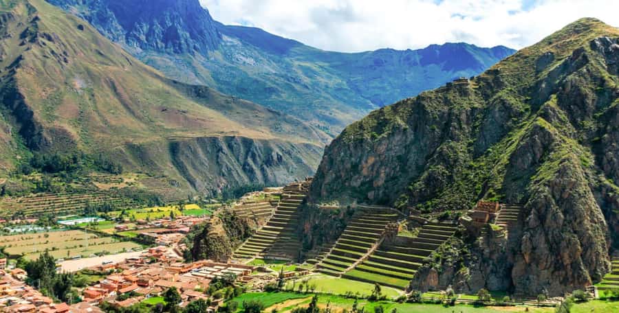 From Cusco:Chinchero, Moray, Maras, Ollantaytambo with lunch - Urubamba Buffet Lunch: Variety That Helps You Power Through