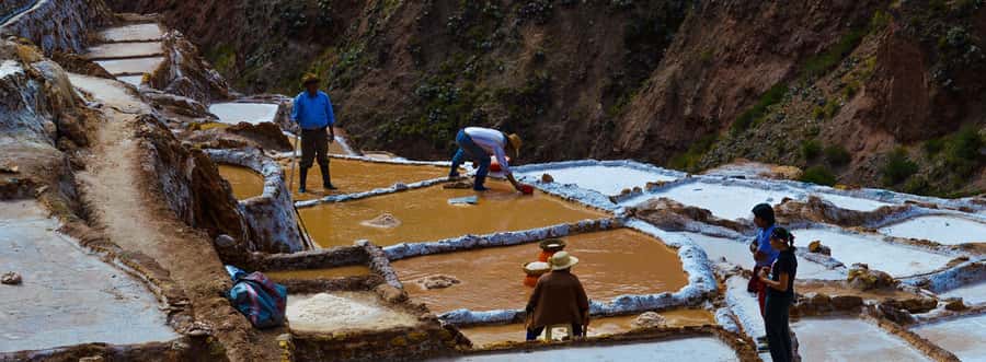 From Cusco: Maras Salt Mines and Moray Half-Day Tour - The best photo spots: how the guide makes your pictures easier
