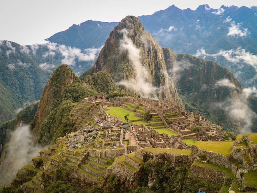 From Cusco: One-Day Round Trip to Machu Picchu by Train - Bus to the citadel and your 3-hour guided walk