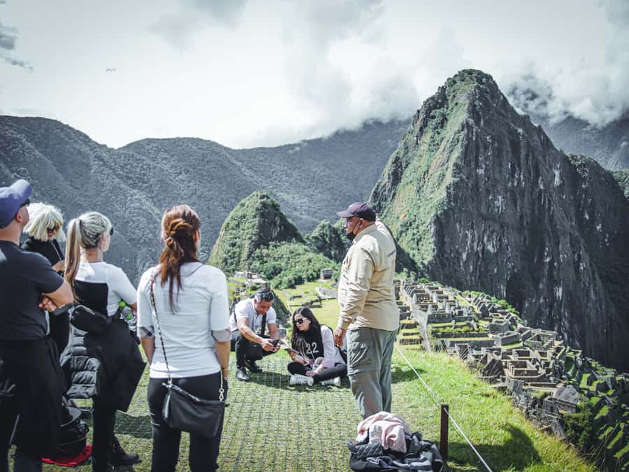 From Cusco: Sacred Valley & Machu Picchu 2-Day Tour by Train - Choosing normal train vs Vistadome 360° for the best ride