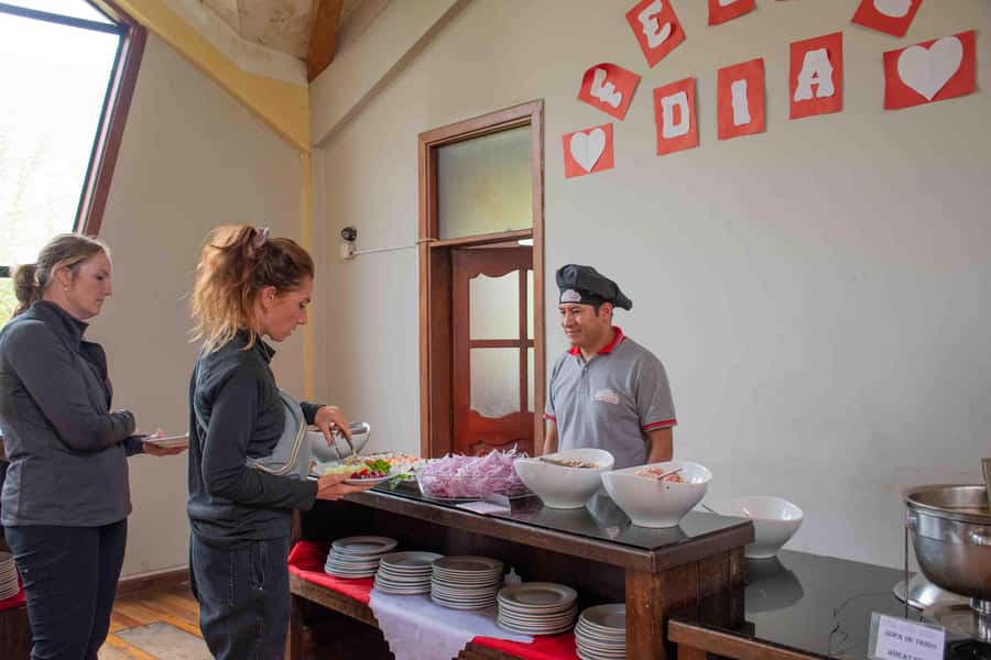 From Cusco: Sacred Valley & Maras Salt Mines Tour with Lunch - Pisac: Ruins Plus a Short Workshop Stop