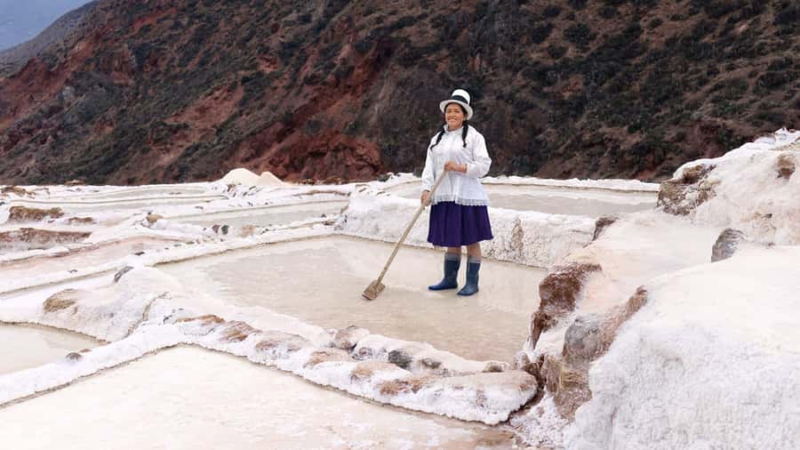 From Cusco: Sacred Valley & Maras Salt Mines with Lunch - Urubamba Lunch: A Worthwhile Midday Reset