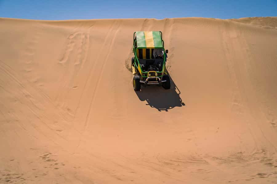 From Lima: Ballestas Islands, Huacachina, and Vineyard Tour - Huacachina Oasis: Lunch Break Plus Sandboarding and Sand Buggy Fun