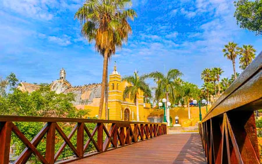 From Lima: Miraflores, Barranco & San Isidro Guided Tour - Huaca Pucllana From the Outside: What You Gain Without Tickets