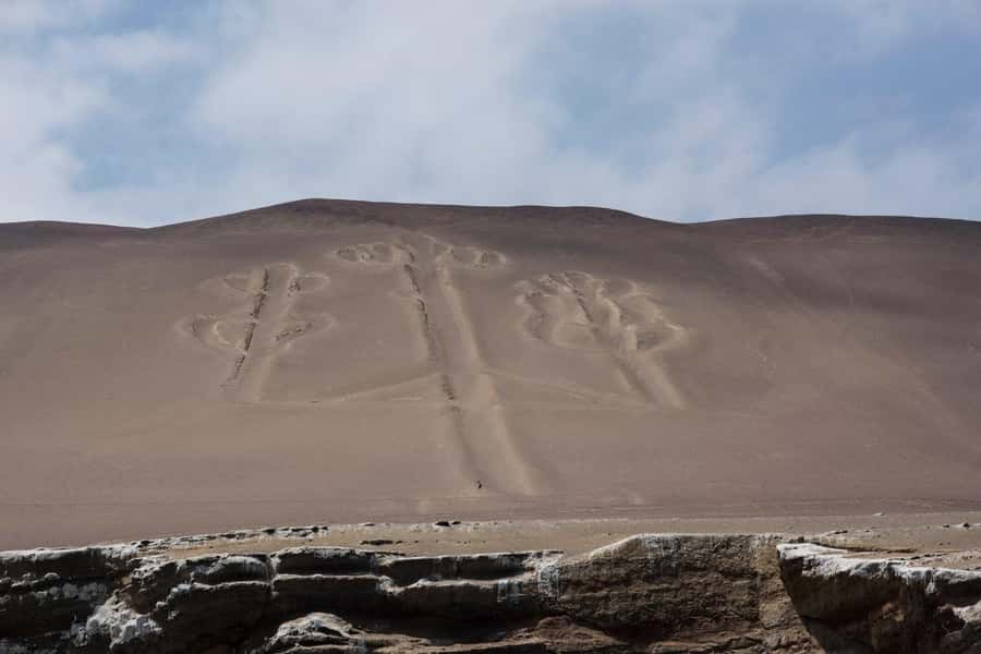 From Lima: Paracas and Huacachina Oasis Full Day Tour - Huacachina oasis: one natural desert oasis in South America