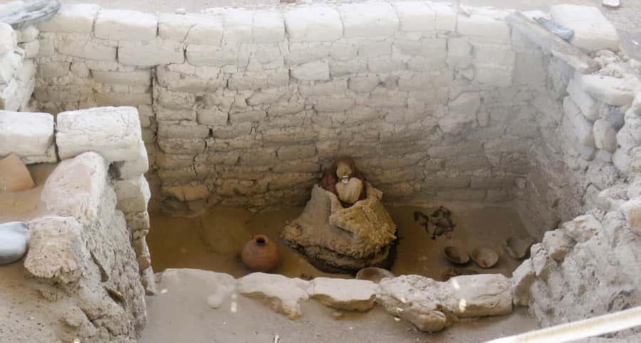 From Nazca: Chauchilla Cemetery Tour and Artisans Workshop - From Nazca Pickup to Desert Light: Getting Oriented