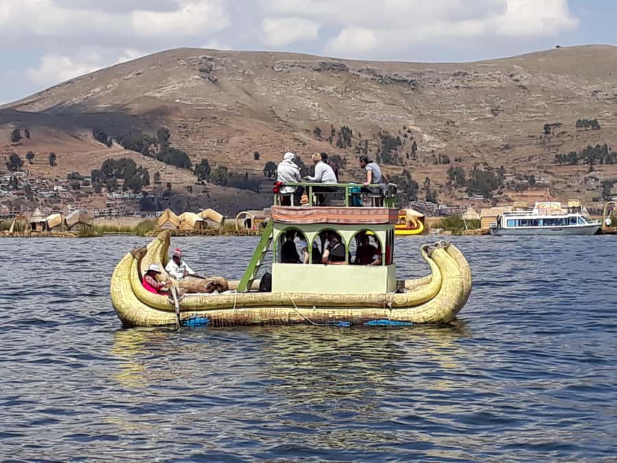 From Puno: full day tour to Uros and Taquile with Lunch - Getting picked up in Puno, then to the main port