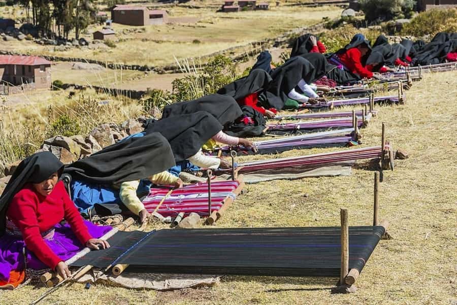 From Puno: Uros and Taquile Islands Full-Day Tour - From Puno pickup to the dock: getting your bearings early