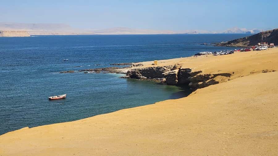 FULL DAY PARACAS - ICA - Huacachina at 5 p.m.: tubular rides, sandboarding, and sunset photos