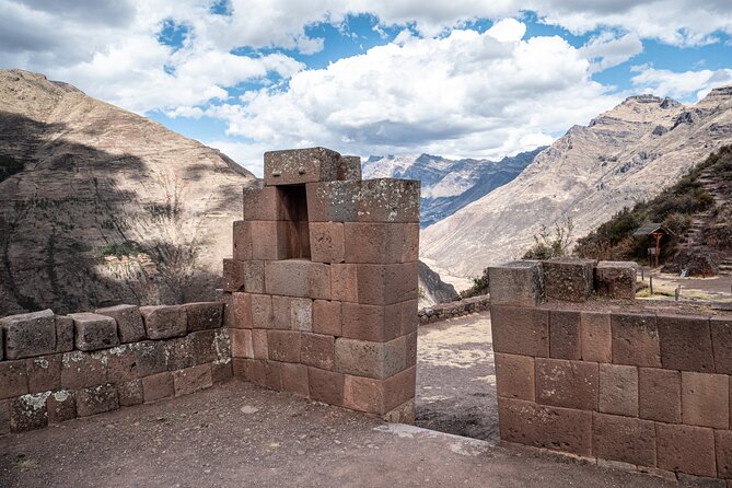 Full-Day Sacred Valley Tour from Cusco - Chinchero: textiles, stone walls, and a quick first taste of the Sacred Valley