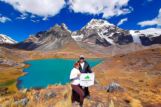 Full-Day Tour to Ausangate 7 Lakes - Pacchanta’s food break and optional hot springs