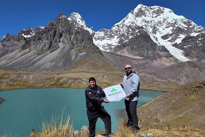 Full-Day Tour to Ausangate 7 Lakes - Guides and drivers: why the people matter on high ground