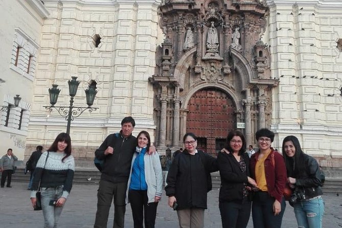 Guided Tours in Colonial and Modern Lima - El Olivar Park in San Isidro, Lima’s green lung break
