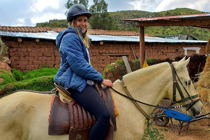 Half day Horseback Riding tour around Sacsayhuaman park - A half-day ride that gets you off the Cusco walking route