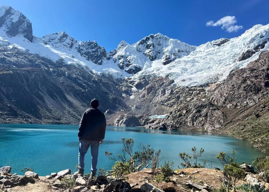 Huaraz: Full Day Rocotuyoc Lagoon + Frozen Lagoon - Quebrada Paqcharuri and the forest of native plants: where the guide adds meaning