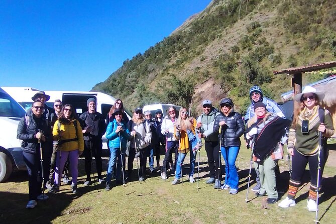 Humantay Lake Tour: Private Full-Day Tour From Cusco - The dirt-road segment and the Salkantay Glacier views