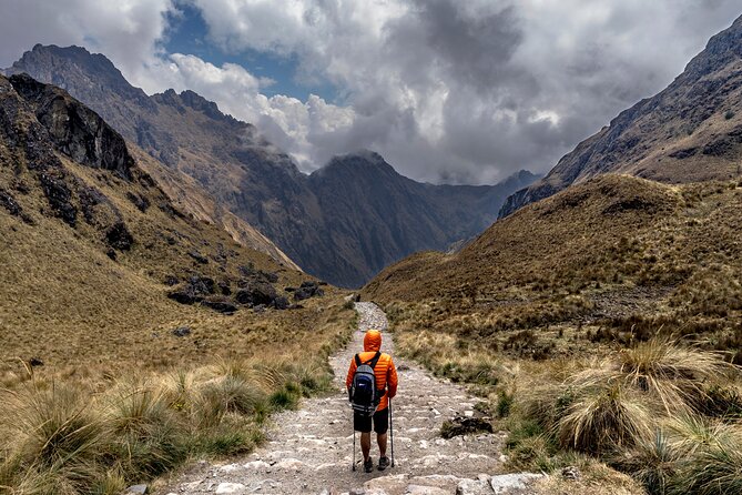 Inca Trail 4 Day Adventure to Machu Picchu with Panoramic Train - Camp life: tents, porters, meals, and what comfort really means here