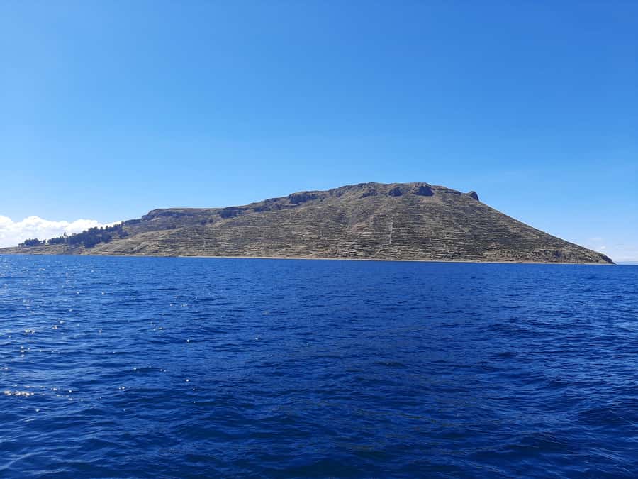 LAKE TITICACA 2-DAY EXCURSION: UROS AMANTANI AND TAQUILE + 3 MEALS - Lake Titicaca feels different at 3,810 meters